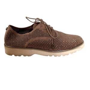 Donald J Pliner Taupe Woven Loafer 8.5